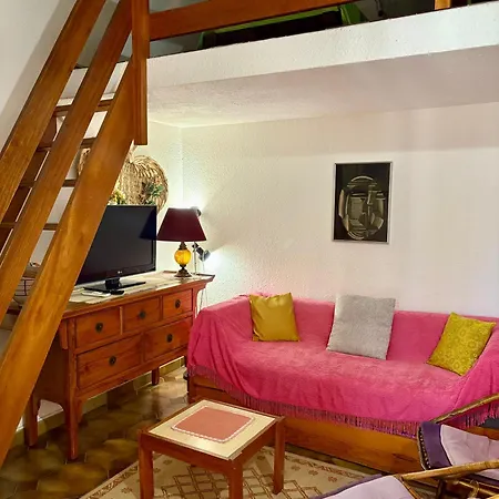 Agreable Maison Au Calme - Terrasse- Parking Prive - 4cap56 *