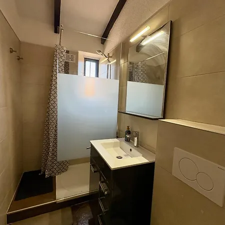 Agreable Maison Au Calme - Terrasse- Parking Prive - 4cap56 *