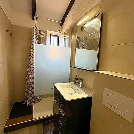 Agreable Maison Au Calme - Terrasse- Parking Prive - 4cap56 Apartamento *
